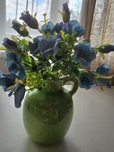 Artificial flowers No. 201- clock bouquet